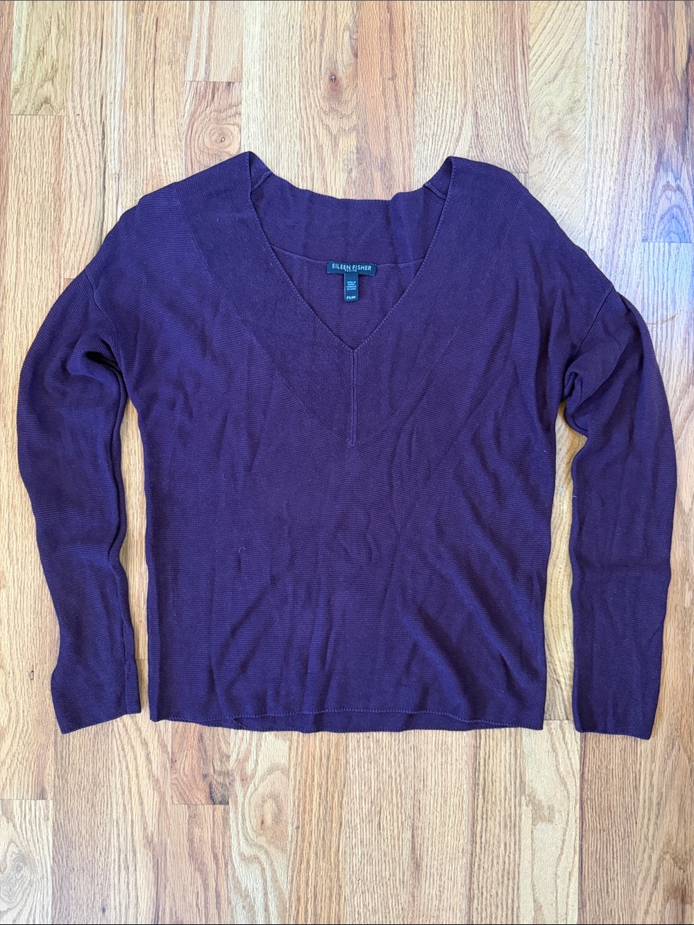 Eileen Fisher V-Neck Long Sleeve Sweater in Plum silk blend lightweight PS/PP